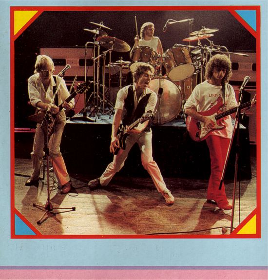 [History of Rock Vol 27, inside detail 2 cover art]